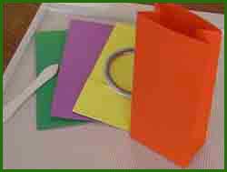 Craft Resources : How to make a small paper bag